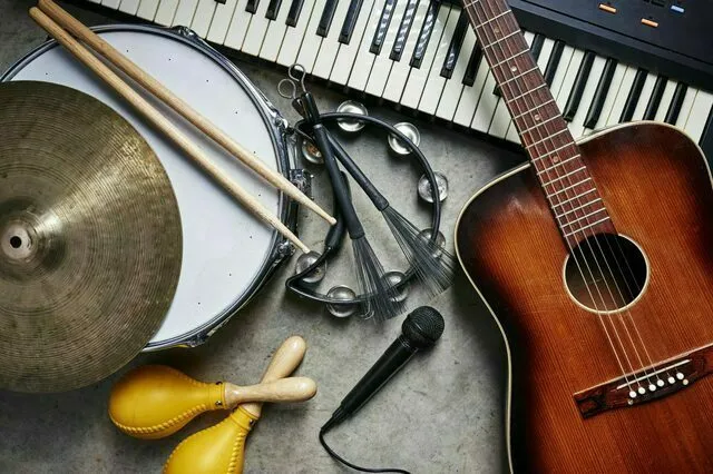 Mixed Musical Instruments